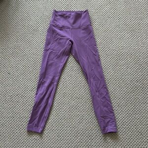 Lululemon Wonder Train 25” Light Purple  Size 4: ONLY WORN ONCE